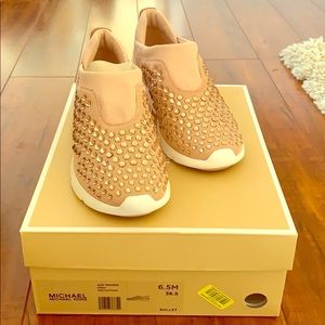 Micheal Kors ace trainer mesh